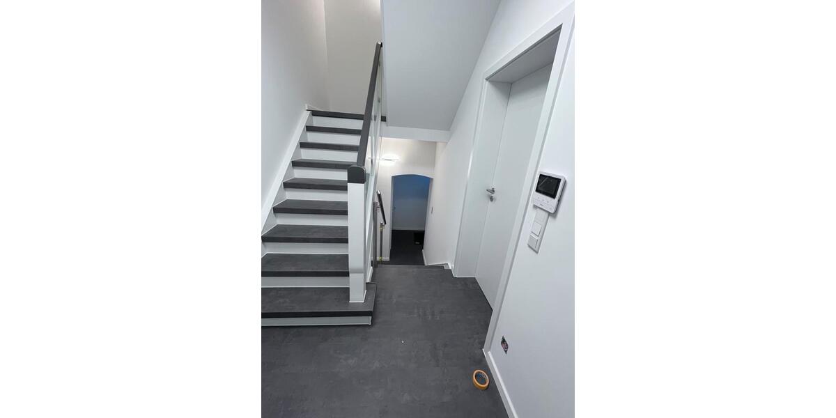 Einfamilienhaus Lippstadt - 5 Zimmer, 100 m&sup2;, 1.600&euro; | Angebot:25208881