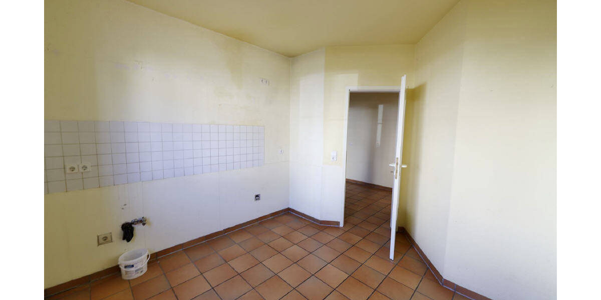 Etagenwohnung Lage - 2 Zimmer, 68 m&sup2;, 95.000&euro; | Angebot:26751736