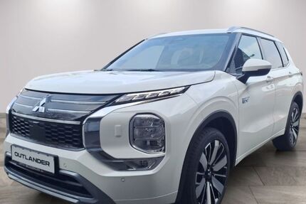 Mitsubishi Plug-in Hybrid Outlander 1.770 km 50.370 &euro; Essen 45145