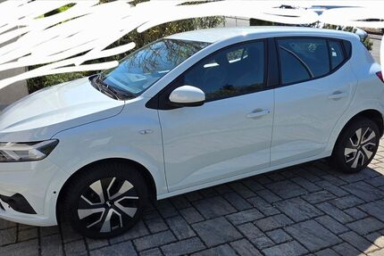 Dacia Sandero 16.000 km 14.600 &euro; Bölsberg 57648