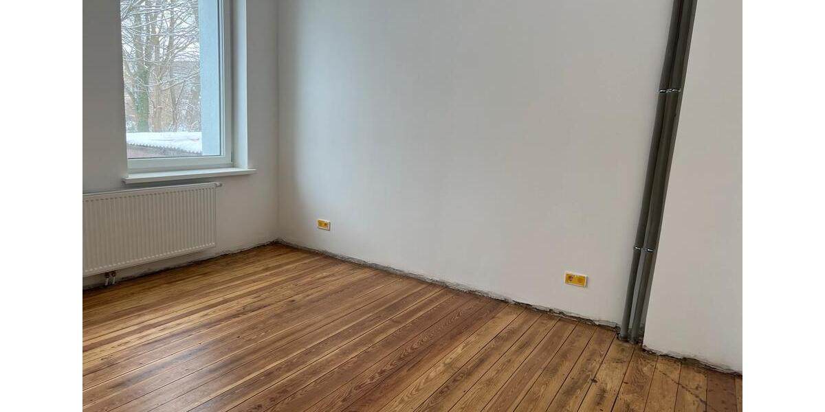 Erdgeschoßwohnung Neumünster - 4 Zimmer, 107 m&sup2;, 1.050&euro; | Angebot:25131014
