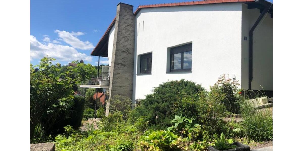 Erdgeschoßwohnung Kronach - 9 Zimmer, 250 m&sup2;, 2.599&euro; | Angebot:20430575