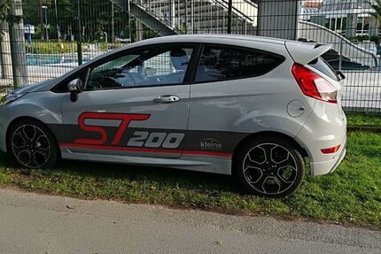 Ford Fiesta 124.671 km 10.800 &euro; Bad Lippspringe 33175