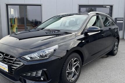 Hyundai i30 24.980 km 17.500 &euro; Plattling 94447