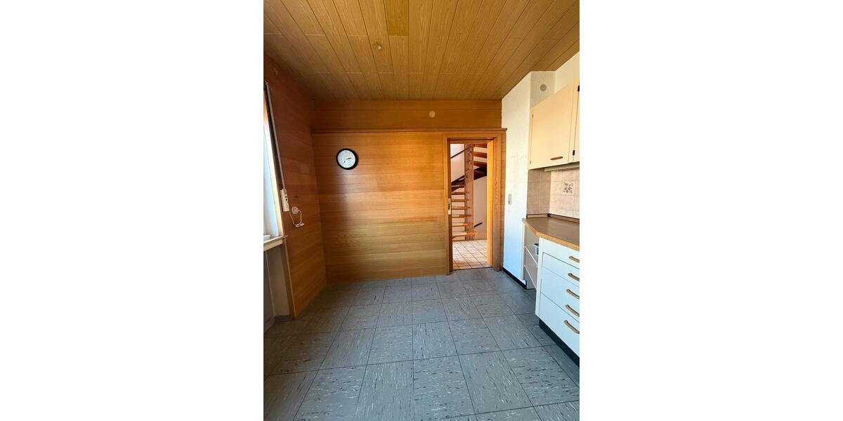 Doppelhaushälfte Bergkamen - 5.5 Zimmer, 94 m&sup2;, 1.090&euro; | Angebot:25982312