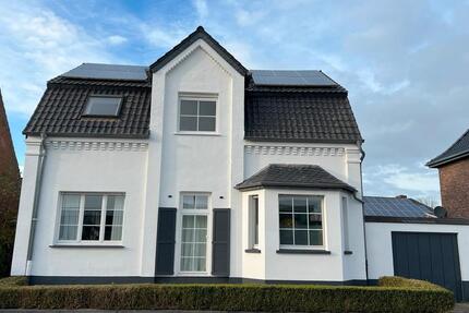 Frisch renoviertes, freistehendes Einfamilienhaus 7 zimmer