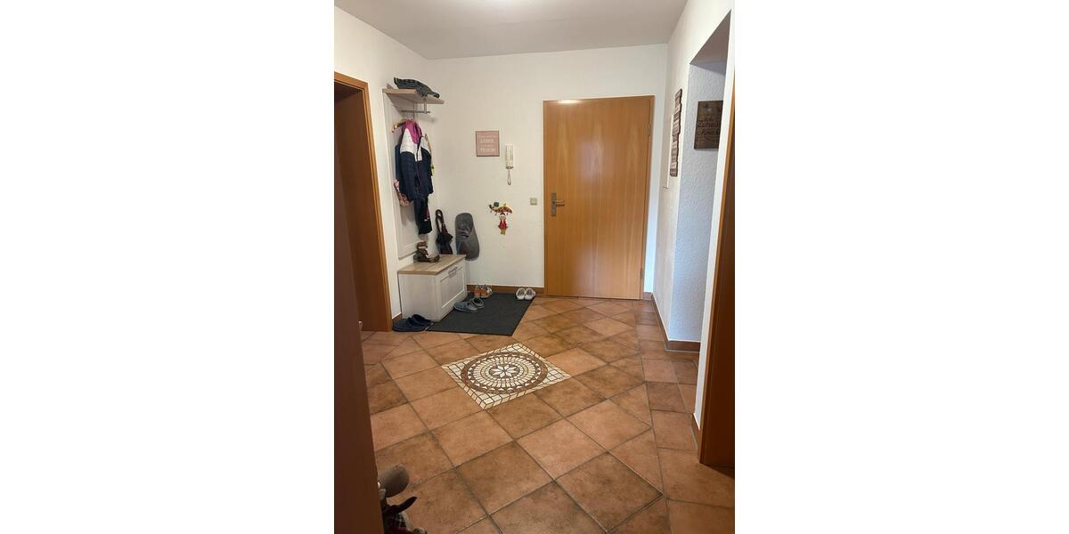 Erdgeschoßwohnung Bad Neustadt an der Saale - 3 Zimmer, 75 m&sup2;, 225.000&euro; | Angebot:23526947