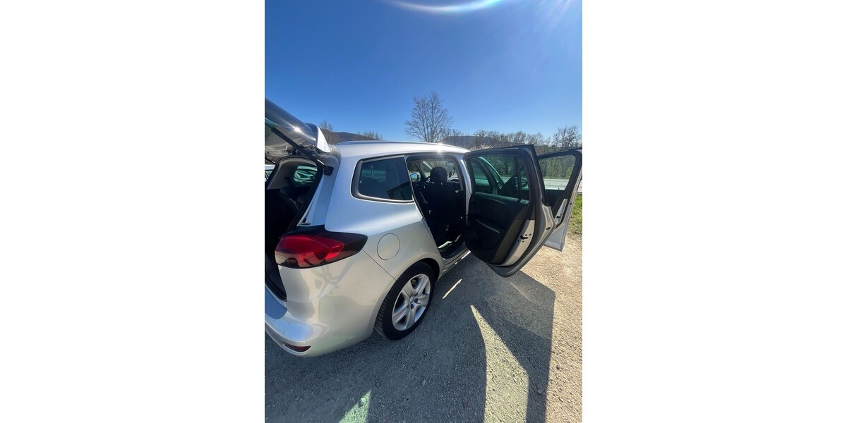 Opel Zafira Tourer C 190.000 km 8.500 &euro; Heubach 73540