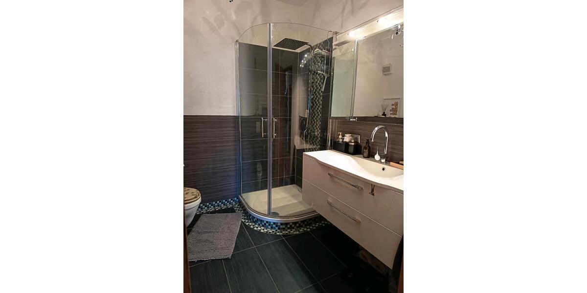 möblierte Wohnung für 6 Monate-ideal für Praktikanten oder Refis 2 zimmer