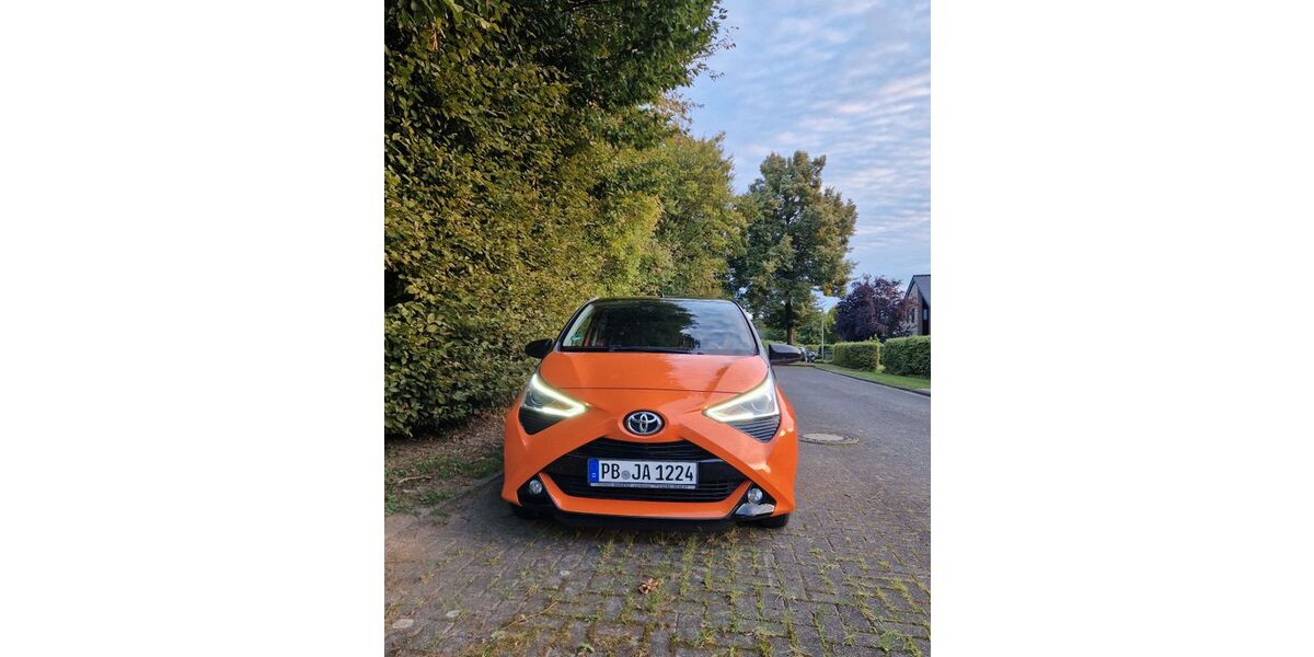Toyota Aygo (X) 52.000 km 9.850 € Altenbeken Schwaney 33184