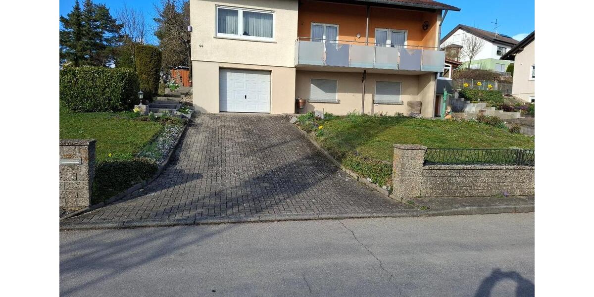 Einfamilienhaus Sulz am Neckar - 4 Zimmer, 167 m&sup2;, 450.000&euro; | Angebot:25933102