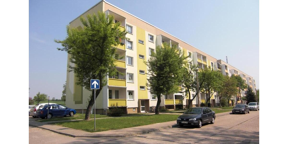 Etagenwohnung Riesa Canitz - 4 Zimmer, 76 m&sup2;, 455&euro; | Angebot:26637288