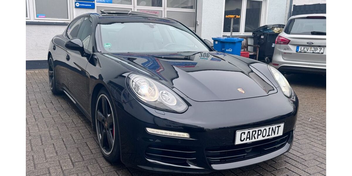 Porsche Panamera 249.555 km 24.700 &euro; Leverkusen 51381