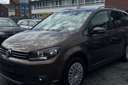 VW Touran 209.000 km 5.900 &euro; Hamburg 22041