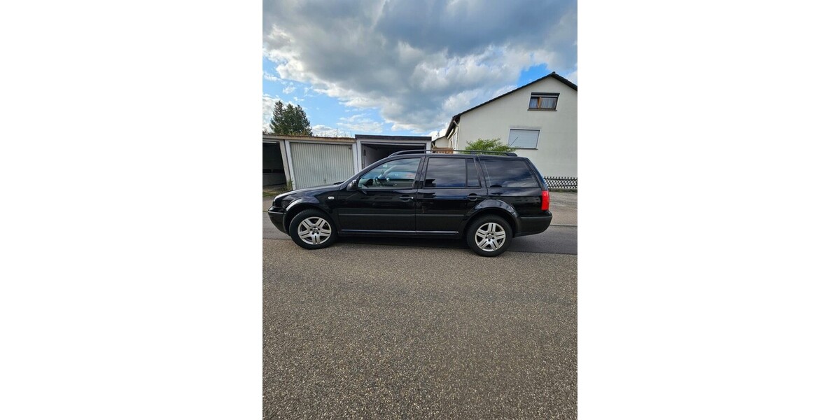 VW Golf 329.068 km 1.700 &euro; Freudenstadt 72250