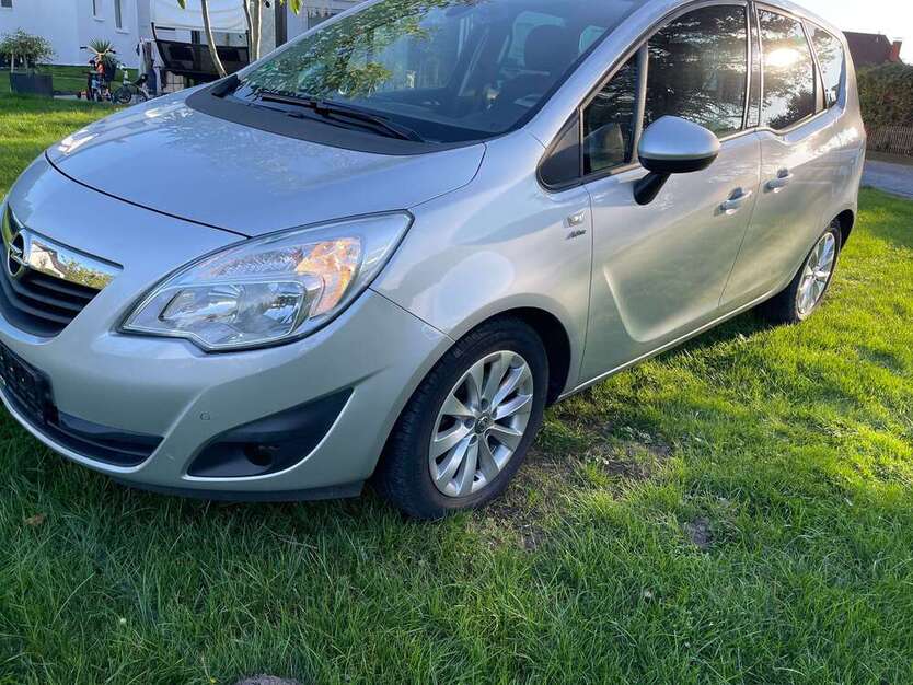 Opel Meriva 101.000 km 5.850 € Menden 58708