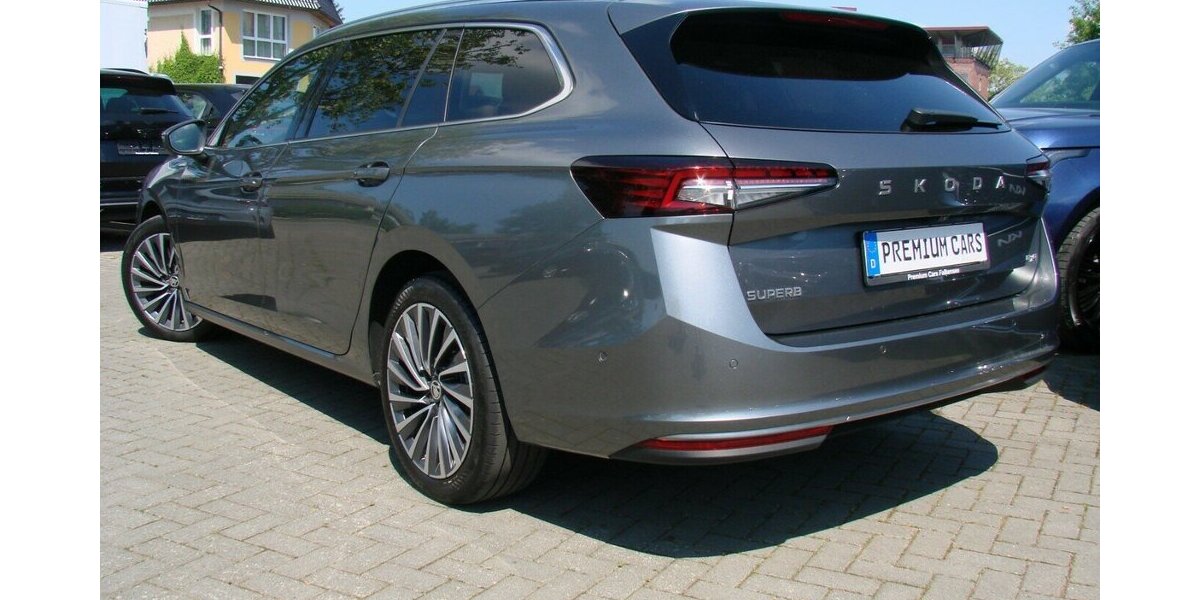 Skoda Superb 2.0TDi L&K 4x4 ACC LED AHK H&K 360º 41.532 km 39.980 &euro; Falkensee 14612