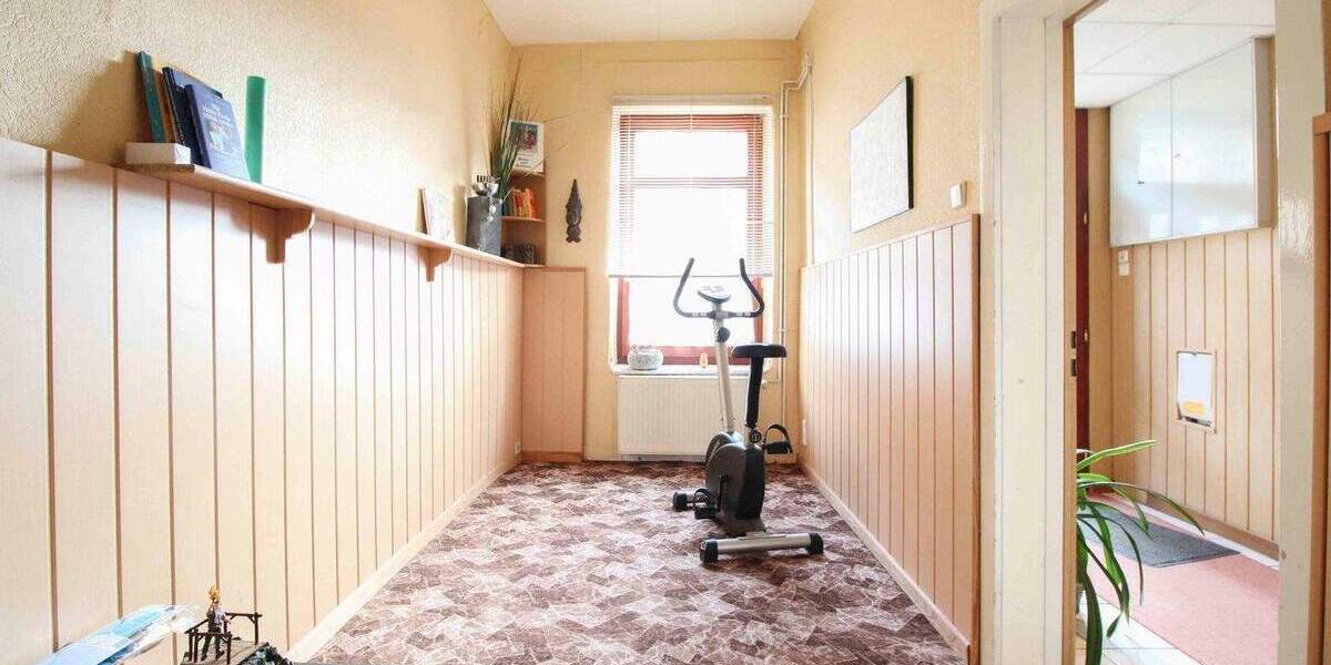 Reihenmittelhaus Calbe - 5 Zimmer, 220 m&sup2;, 113.000&euro; | Angebot:25213018