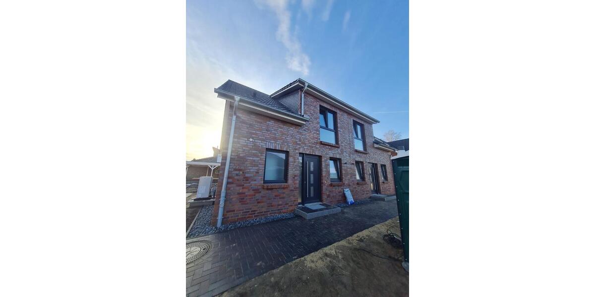 4 Zi. 105m² DHH Kfw-55EE Erstbezug zum 01.05.2026 oder 01.04.2026 4 zimmer