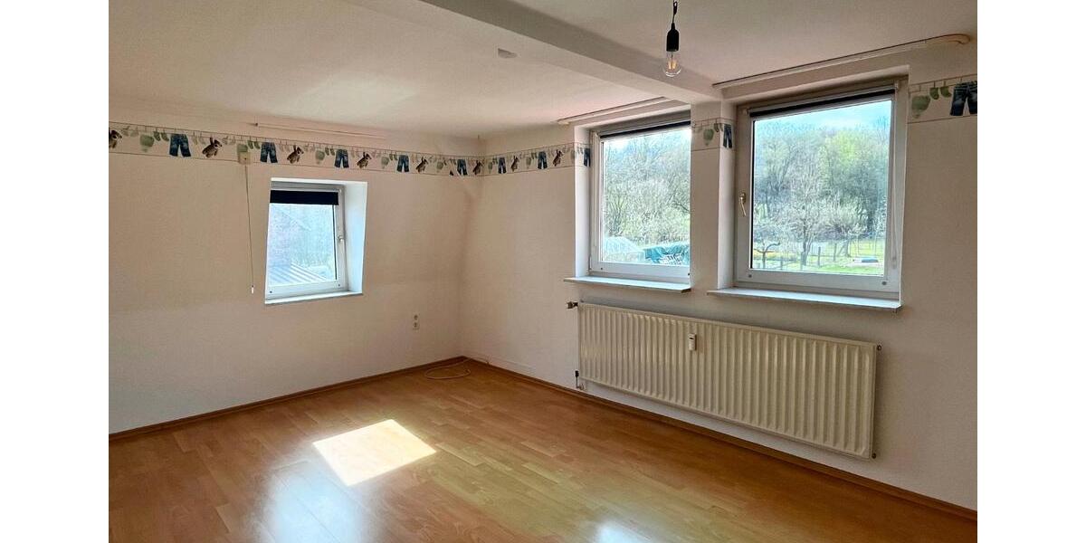 Einfamilienhaus Waldkappel - 4 Zimmer, 157 m&sup2;, 1.200&euro; | Angebot:26220799