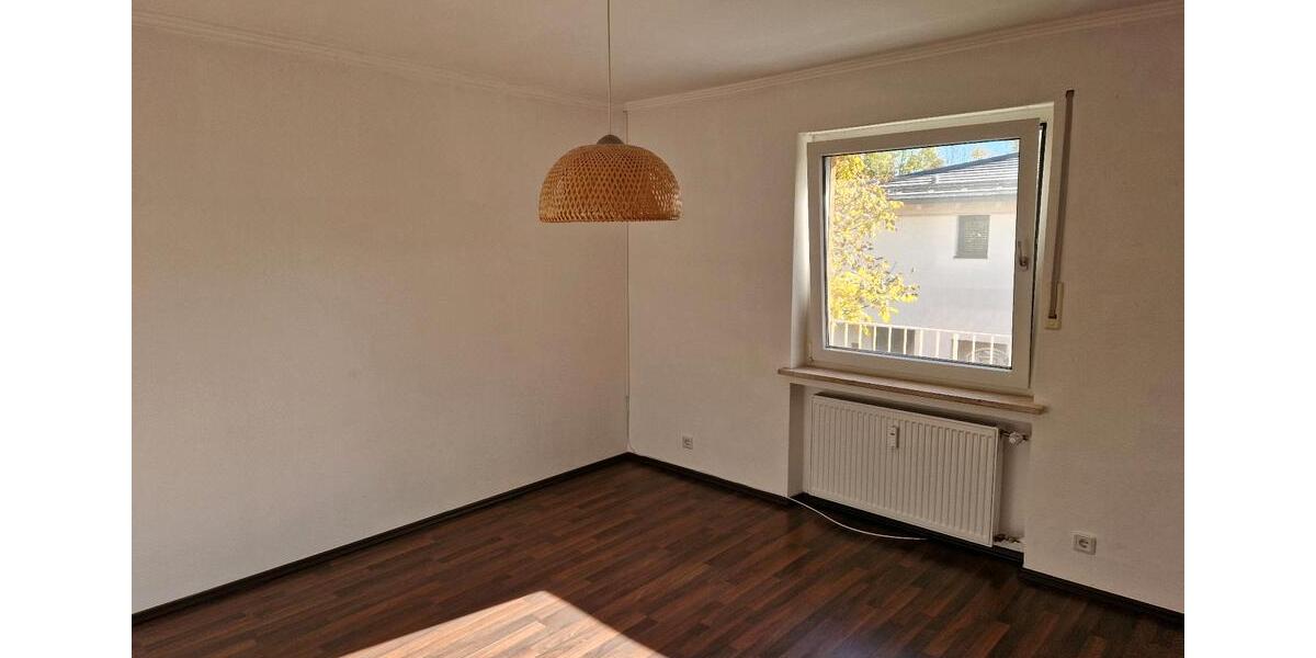 Etagenwohnung Puchheim - 2 Zimmer, 84 m&sup2;, 1.800&euro; | Angebot:25715385