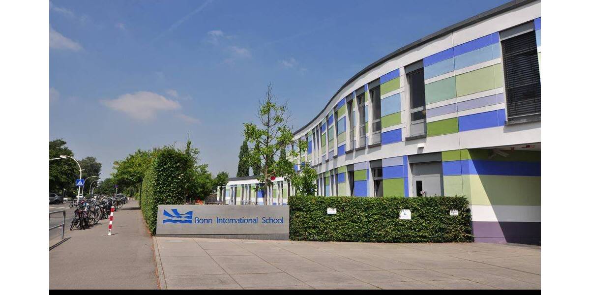 Plittersdorf: Baugrundstück mit Townhouse-Projektierung in Rheinnähe. zimmer