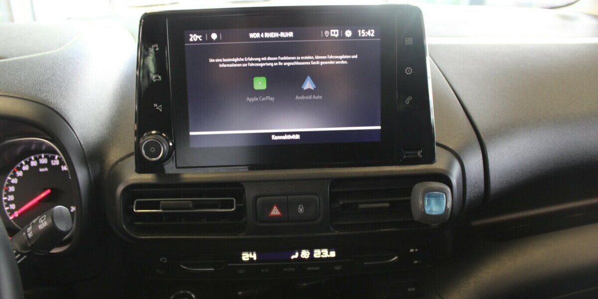 Opel Combo Life 1.5 Automatik 44.760 km 17.480 &euro; Euskirchen 53881