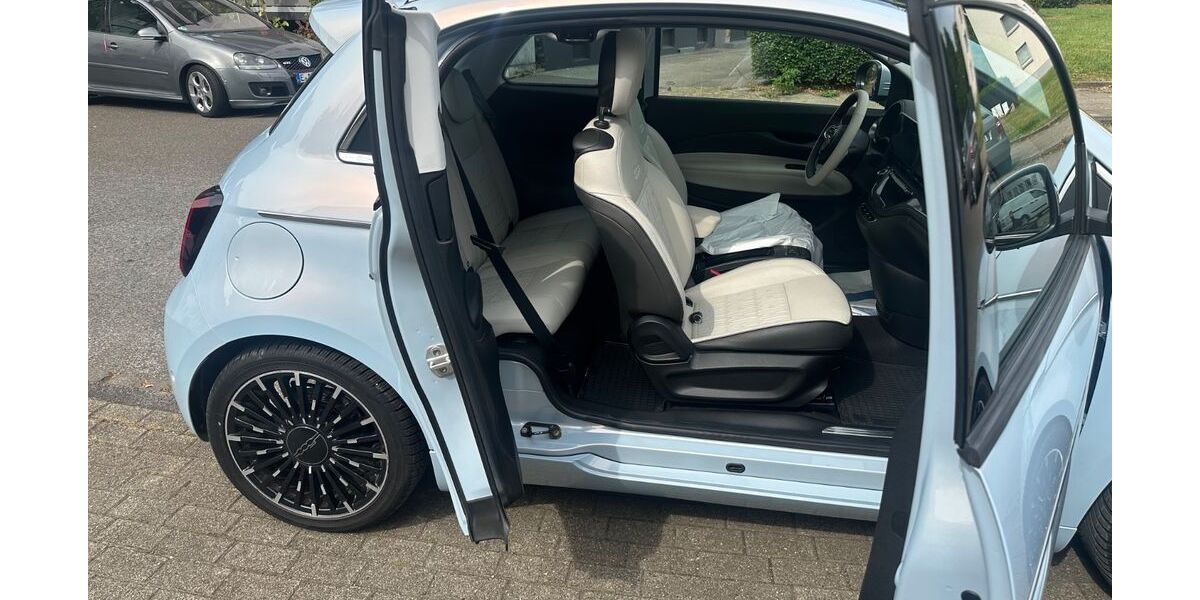 Fiat 500e 35.000 km 19.750 &euro; Essen 45239