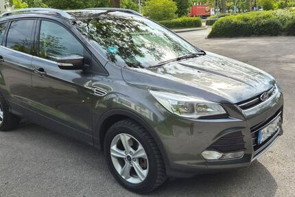 Ford Kuga 86.350 km 11.250 &euro; München 81737