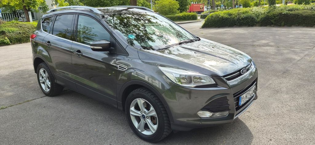 Ford Kuga 86.350 km 11.250 &euro; München 81737