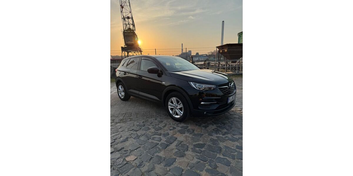 Opel Grandland (X) 110.000 km 12.200 &euro; Flensburg 24944