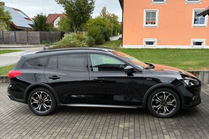 Ford Focus 39.522 km 14.600 &euro; Stulln 92551