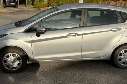 Ford Fiesta 124.900 km 4.650 &euro; Jübek 24855
