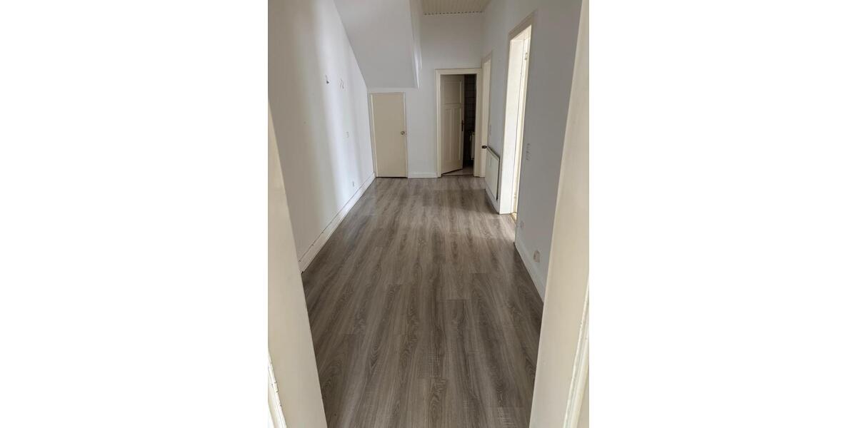 Etagenwohnung Warstein - 3 Zimmer, 124 m&sup2;, 1.100&euro; | Angebot:26648877