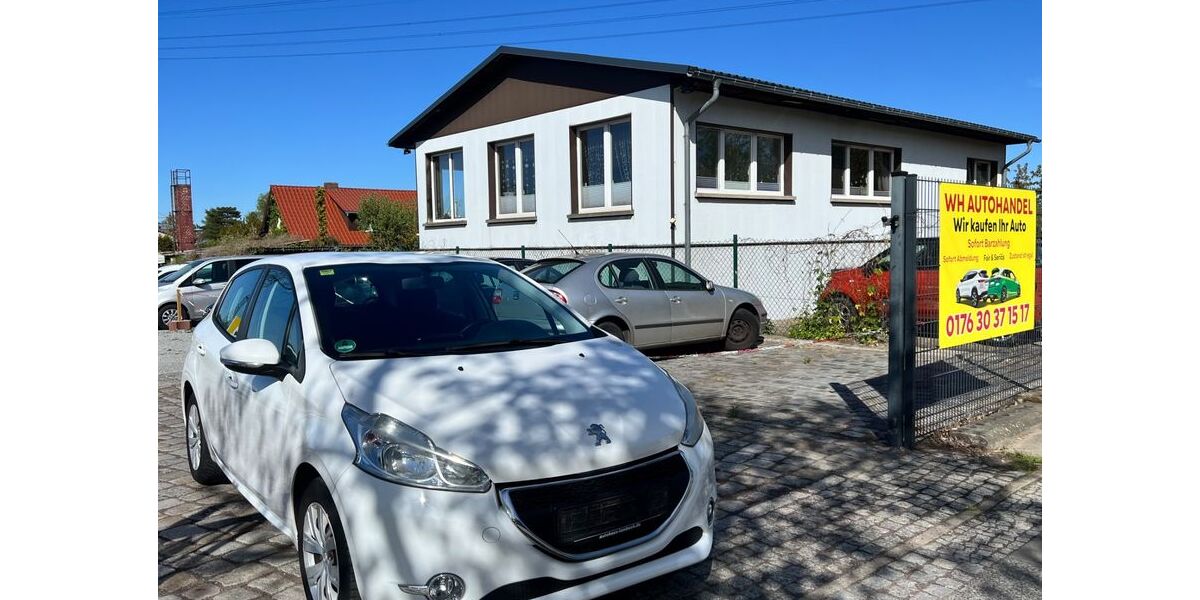 Peugeot 208 103.274 km 3.999 &euro; berlin 12524