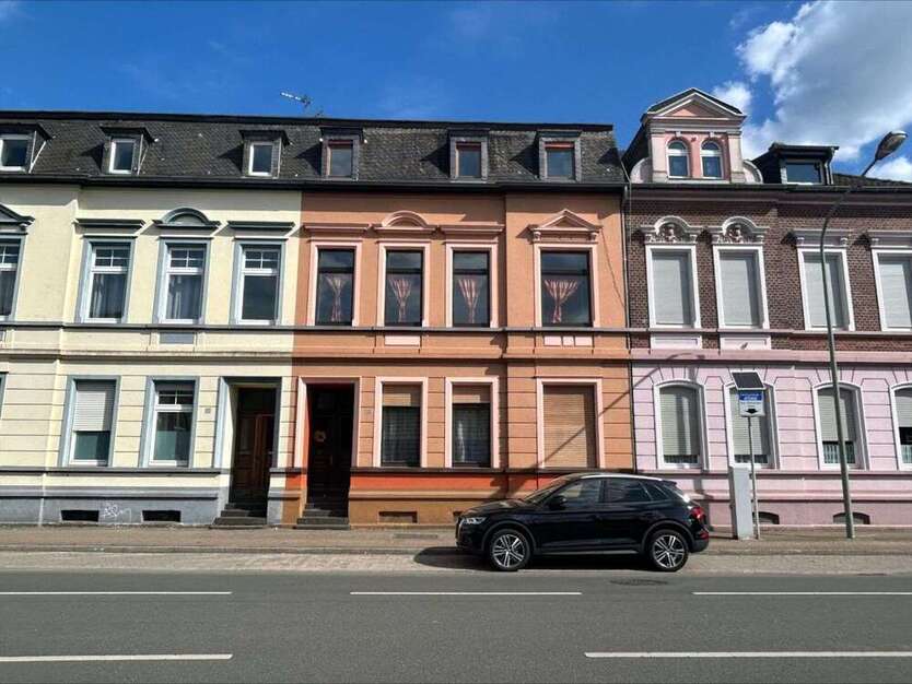 Haus zum Kaufen in Krefeld 339.000 € 226.24 m²