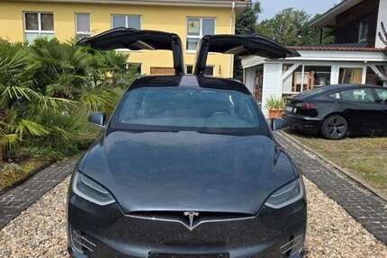 Tesla Model X 138.000 km 28.990 &euro; Dinslaken 46535