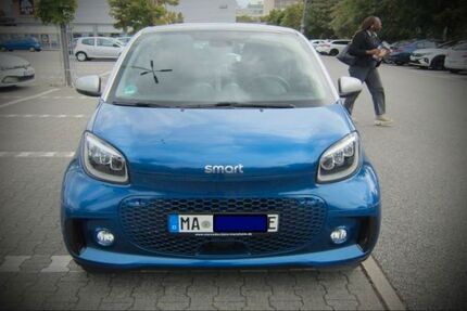 Smart ForTwo 13.100 km 12.100 € Mannheim 68309
