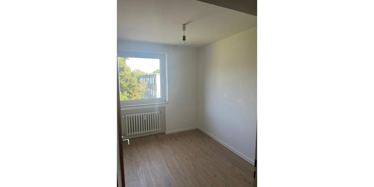Etagenwohnung Krefeld Cracau - 3 Zimmer, 62 m&sup2;, 176.700&euro; | Angebot:26700484