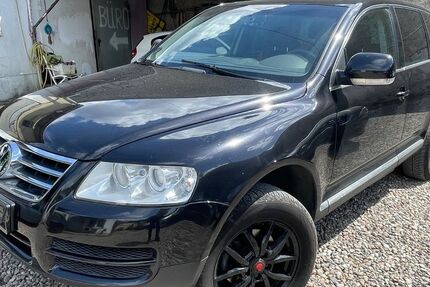 VW Touareg 346.000 km 3.950 &euro; Berlin 10245