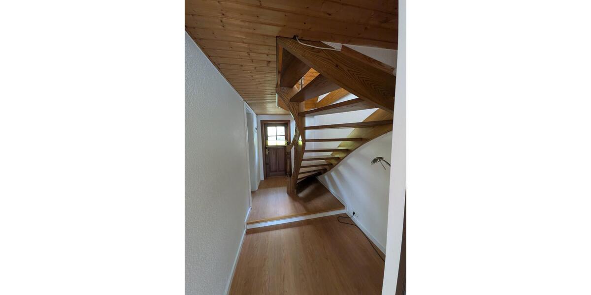 Einfamilienhaus Engelskirchen - 3.5 Zimmer, 110 m&sup2;, 1.550&euro; | Angebot:25945148