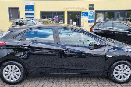 Hyundai i30 66.547 km 8.795 &euro; Rheinbrohl 56598