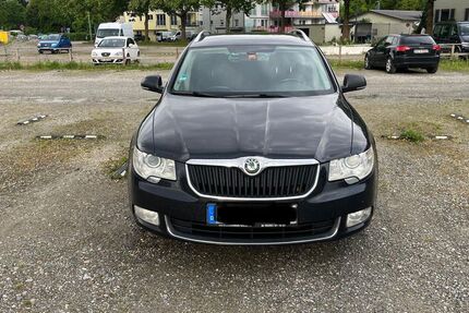 Skoda Superb 245.000 km 7.900 &euro; Radolfzell am Bodensee 78315