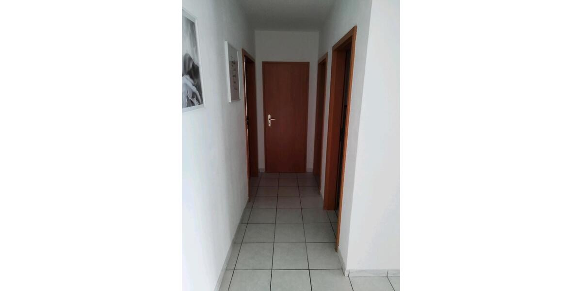 Etagenwohnung Villingen-Schwenningen Schwenningen - 4 Zimmer, 102 m&sup2;, 245.000&euro; | Angebot:26375431