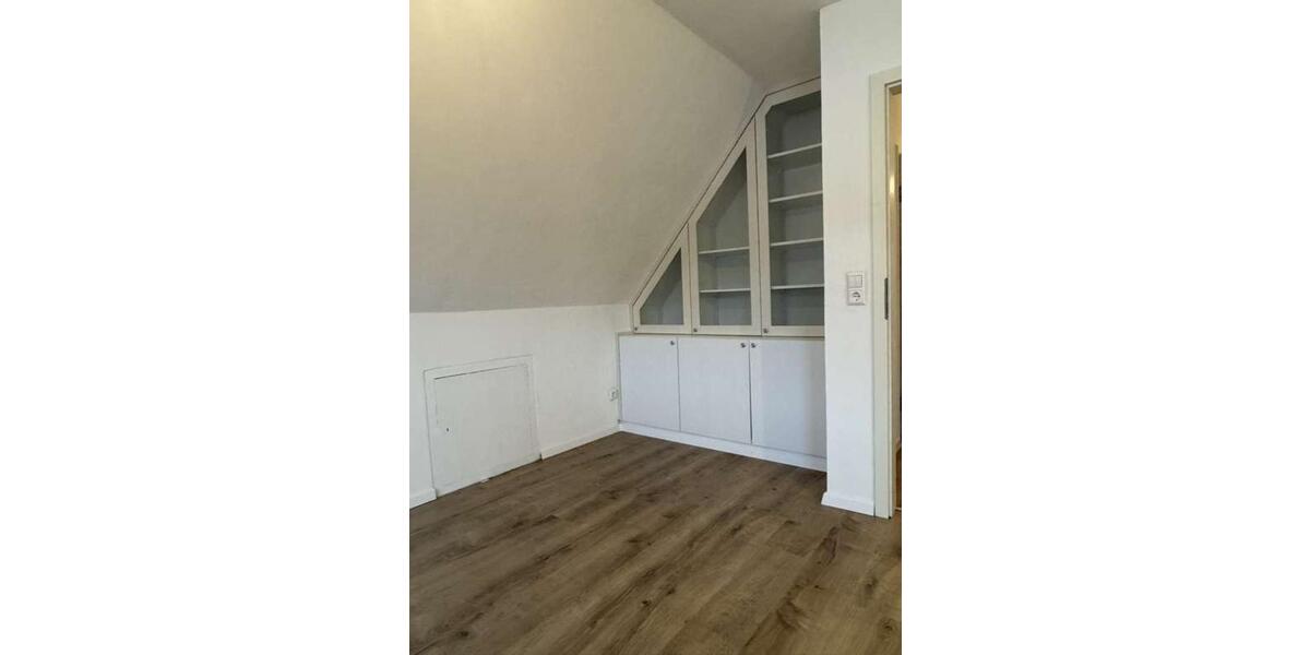 Dachgeschoßwohnung Neckargemünd - 2.5 Zimmer, 74 m&sup2;, 720&euro; | Angebot:24833689