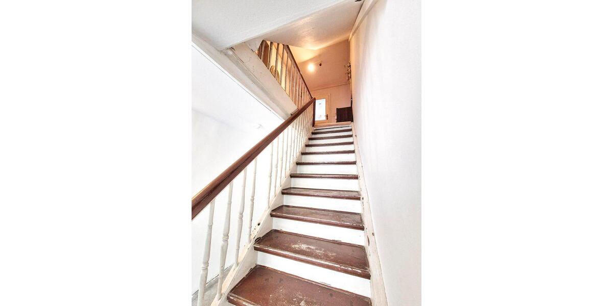Etagenwohnung Spremberg - 4 Zimmer, 120 m&sup2;, 129.000&euro; | Angebot:27072697