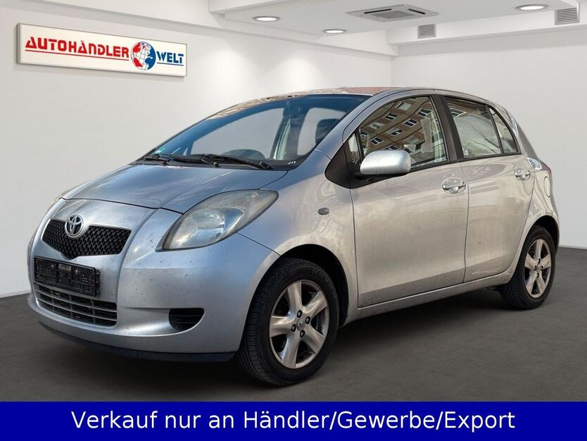 Toyota Yaris 155.996 km 1.799 € Berlin 12681