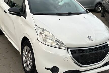 Peugeot 208 87.000 km 3.800 &euro; Bergheim (bei Köln) 50129