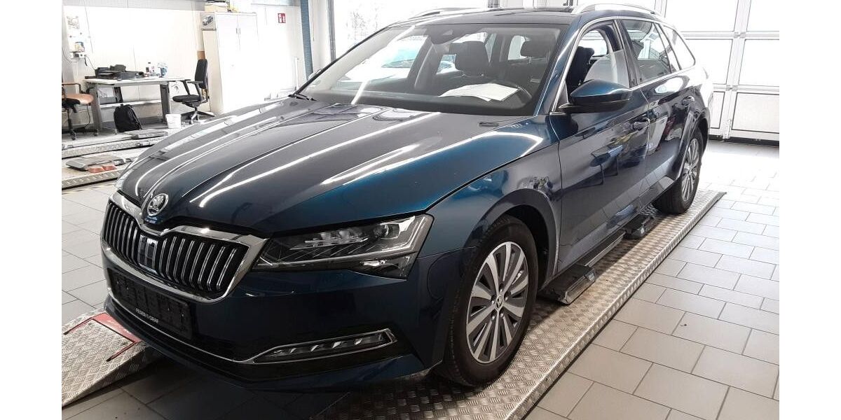 Skoda Superb 67.778 km 21.829 &euro; Hilden 40721