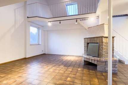 Wohnung zum Kaufen in Düsseldorf 369.000 € 105 m² 5 zimmer